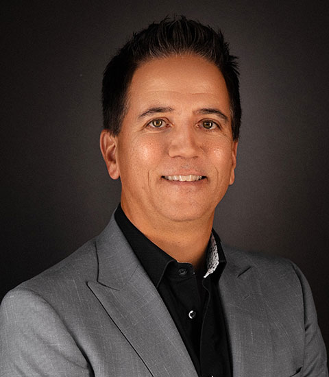 Russell Falconer 480x550